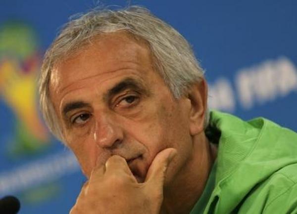 خاليلوزيتش يغادر الى فرنسا ويرفض التجديد مع الجزائر