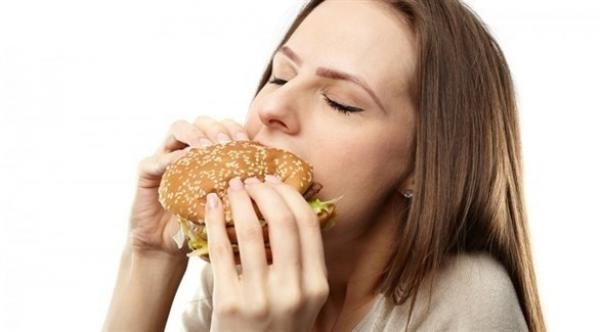 تعرف على فوائد المضغ الجيد