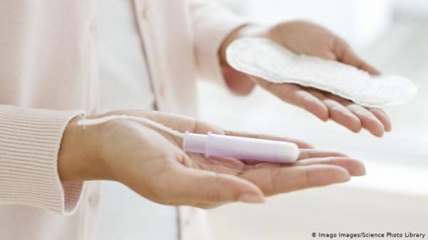 سابقة عالمية: البرلمان الاسكتندي يصوت على تمكين  النساء بمستلزمات الدورة الشهرية بالمجان