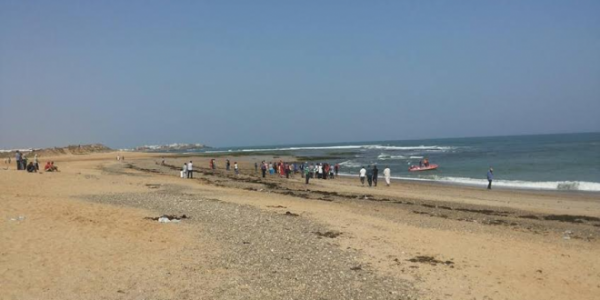 بعد حادث "ضحايا بنسليمان": شاطئ "الشراط" غير المحروس يهتز مرة أخرى على وقع فاجعة جديدة