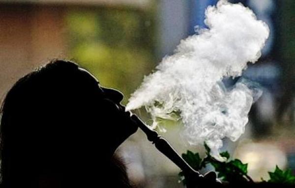 اعتقال 20 شخصا بعد مداهمة مقاهي متخصصة في تدخين الشيشا بطنجة