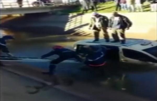 سقوط طاكسي بواد على متنه ركاب ضواحي قلعة السراغنة