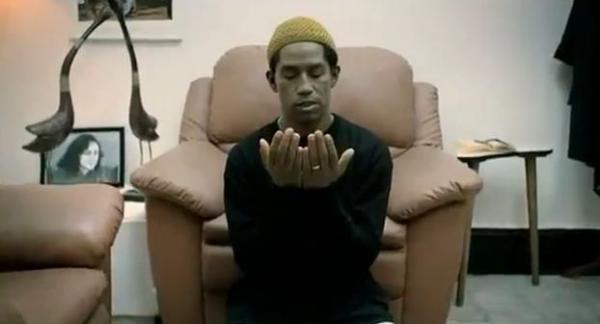 أول فيلم مغربي يرصد مسار الجوهرة السوداء 