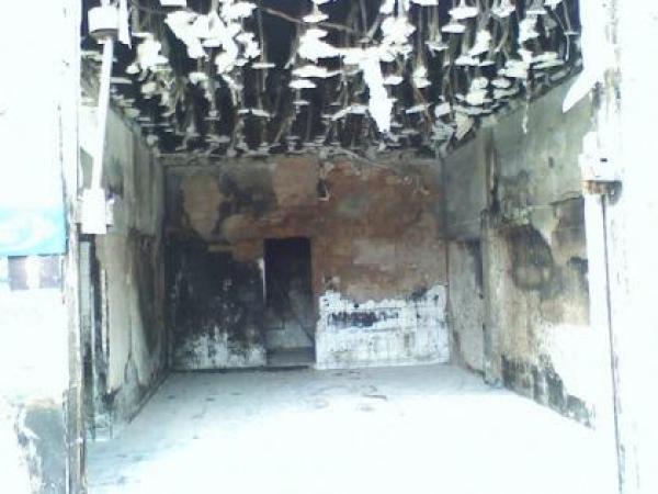 حريق مهول يلتهم محل تجاري بالعروي خاص ببيع المواد الغذائية 