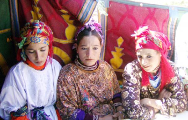 جمعية حقوقية تطالب الحكومة باعتبار متزوج القاصر كمغتصبها !