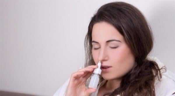 بخاخة الأنف للبالغين قد تضر الجنين
