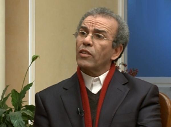 الناشط "عصيد" يهاجم برلمانيا من البيجيدي بسبب  المعهد الملكي للثقافة الأمازيغية