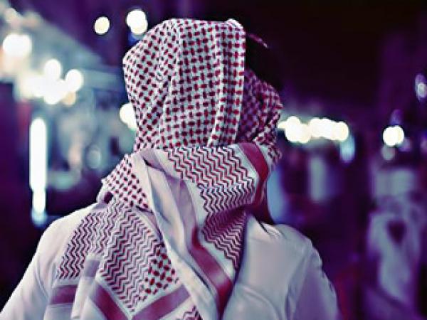 خليجيون يتعرضون للنصب من طرف شاب مغربي وعدهم بتنظيم حفلات جنسية لفائدتهم