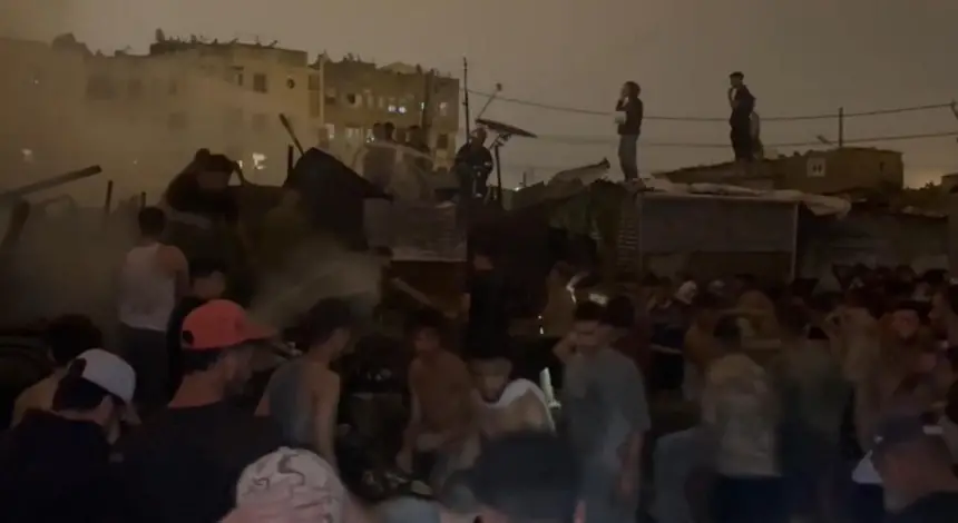 النيران تلتهم كاريان الرحامنة بالدار البيضاء.. لحظات رعب وتدخل أسطوري للوقاية المدنية وشباب المنطقة