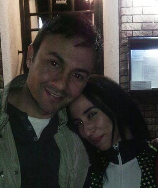 بالصور: ظهور مفاجئ للفنان حاتم ادار رفقة المثيرة للجدل "سينا" ليلة عيد الحب