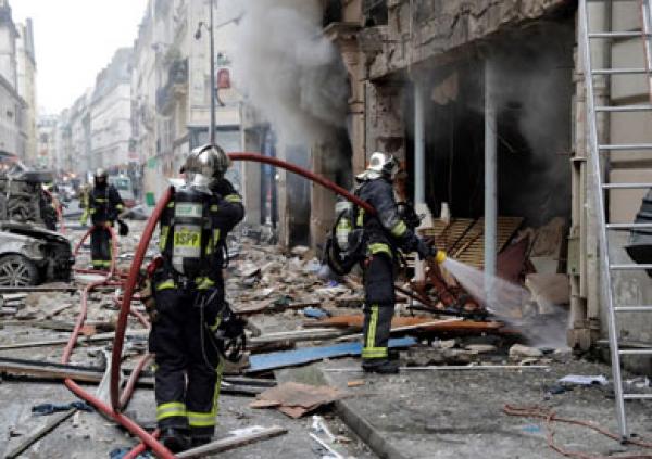 مصرع ثلاثة رجال إطفاء جراء انفجار فى مبنى بإيطاليا