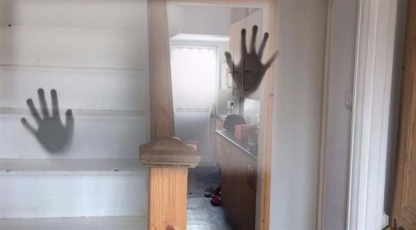 لماذا ترفض المربيات العمل في هذا المنزل؟