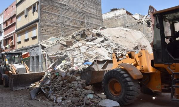 مرة أخرى...انهيار بناية آيلة للسقوط بالمدينة العتيقة للدار البيضاء في مشهد مروع