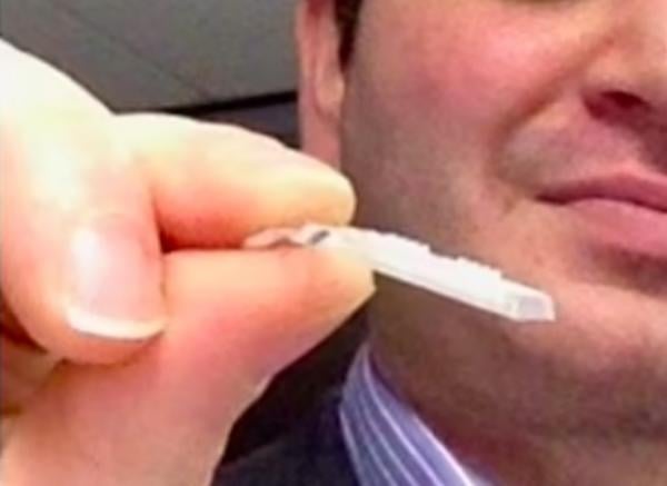 ابتكار لصاقة ذكية جديدة يمكنها اكتشاف مرض ألزهايمر في غضون دقائق