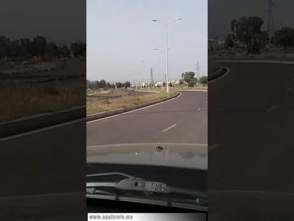 بالفيديو: لحظة ولوج لجنة الفيفا لملعب أكادير وسط حراسة أمنية مشددة