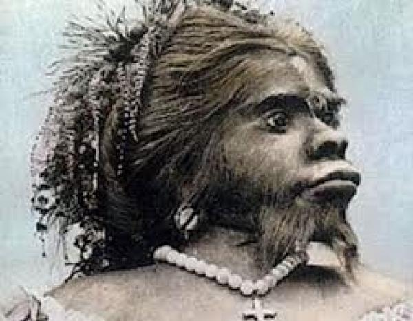 153 عاما بعد وفاتها، "أقبح النساء" تشيع الى مثواها الأخير