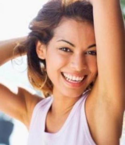 تخلصي من سواد الإبطين