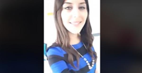 معلمة تبهر رواد مواقع التواصل بغنائها مع تلاميذها (فيديو)