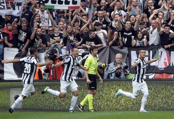 فيديو - يوفنتوس بطلا للكالتشيو للمرة الثانية على التوالي