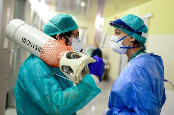 خاص: أزمة حادة في الأوكسجين بالمستشفيات العمومية ومدير التجهيزات والصيانة يستمتع  بعطلته السنوية