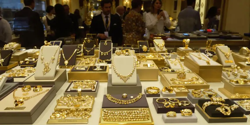 زلزال بـ "قيساريات" البيضاء.. مذكرة بحث وطنية في حق تاجر بسبب ذهب مزور