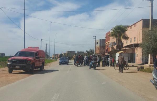 دراجة صينية الصنع تدهس تلميذا على متن دراجة هوائية كان في طريقه للمدرسة وترسله بين الحياة والموت للمستعجلات