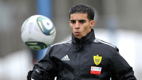 المغربي بوصوفة قد يُوقع لهذا الفريق الخليجي اليوم