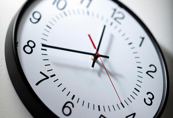 تذكير بموعد الرجوع إلى "الساعة الإضافية" بالمغرب