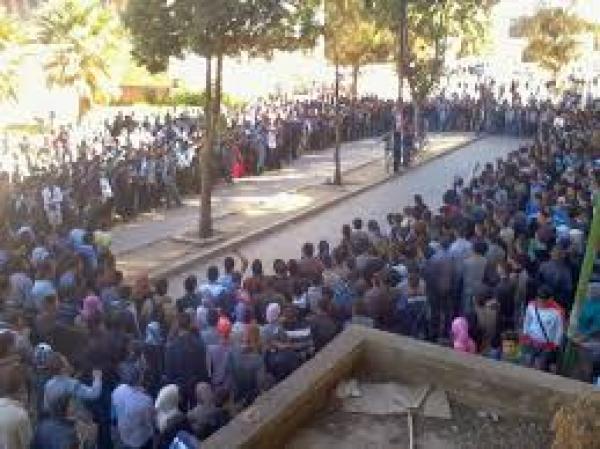 شلل بكلية ظهر مهراز بفاس بسبب احتجاجات طلابية على أستاذ تحرش جنسيا ب 6 طالبات