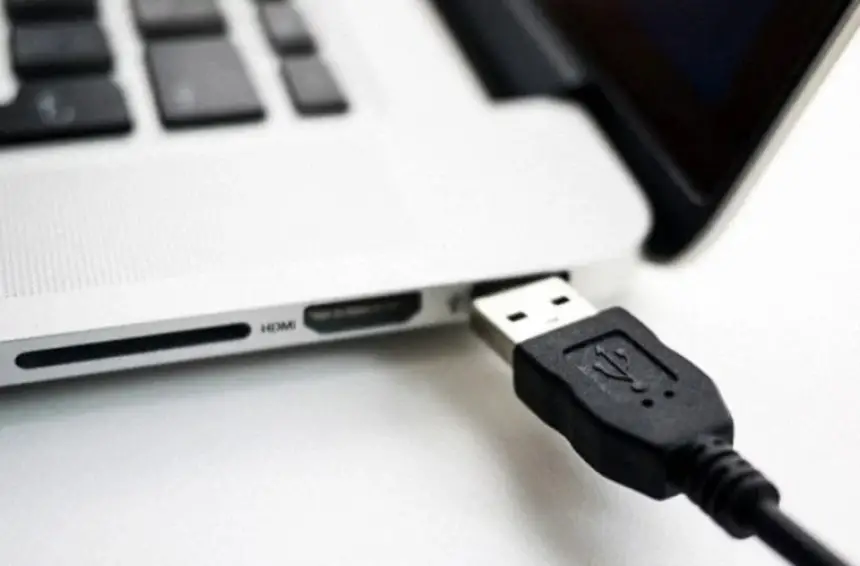 ثغرة صادمة.. الميكروفونات تسرّب صوتك عبر إشارات لاسلكية دون علمك