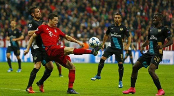  بايرن ميونخ يصعق  آرسنال بنتيجة تاريخية (فيديو)