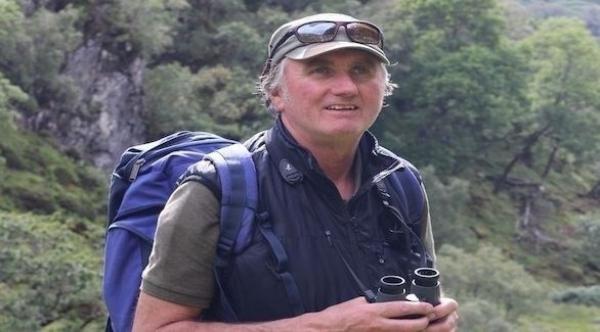 رجل ينجو من الموت بأعجوبة رغم توقف قلبه عن العمل سبع مرات أثناء نقله إلى المستشفى