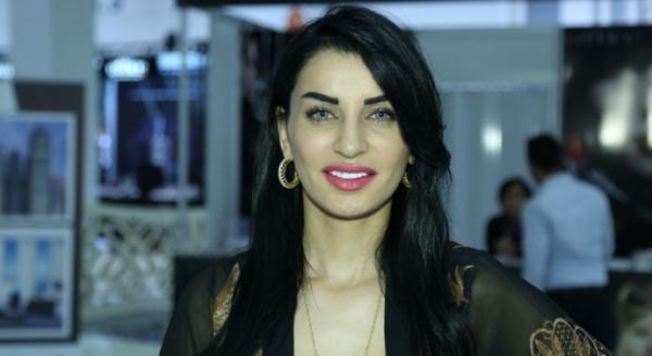 المغرب يمنحُ الجنسية للمُصممة العالمية "ليندا بينلال"