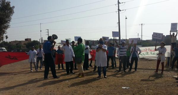 شركة "sews" تشرد 40 عاملا و عاملة  بتهمة تكوين مكتب نقابي