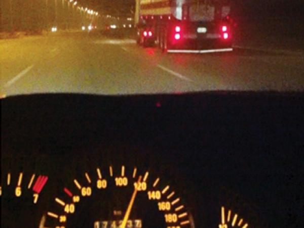 فظيع جدا : شاب يسوق بسرعة جنونية يتسبب في حادث مأساوي بالصخيرات و هذا ما حصل