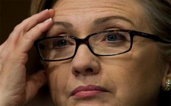 إصابة هيلارى كلينتون بجلطة دموية بالمخ