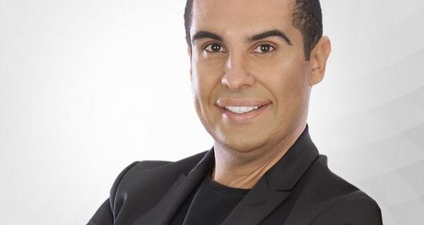 "دوك صمد" يهاجم "حمزة مون بيبي" وهذا ما قاله عن متابعة دنيا باطمة