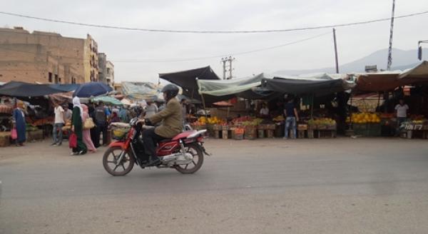 سلطات هذه المدينة تقرر إغلاق أكبر سويقات يومي السبت والأحد وتُقلص من أوقات العمل بباقي السويقات