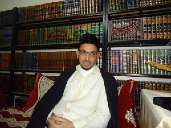 أبو حفص يجيز الصلاة في مسجد الحسن الثاني رغم زعمه بأنه بني بأموال أخذت غصبا