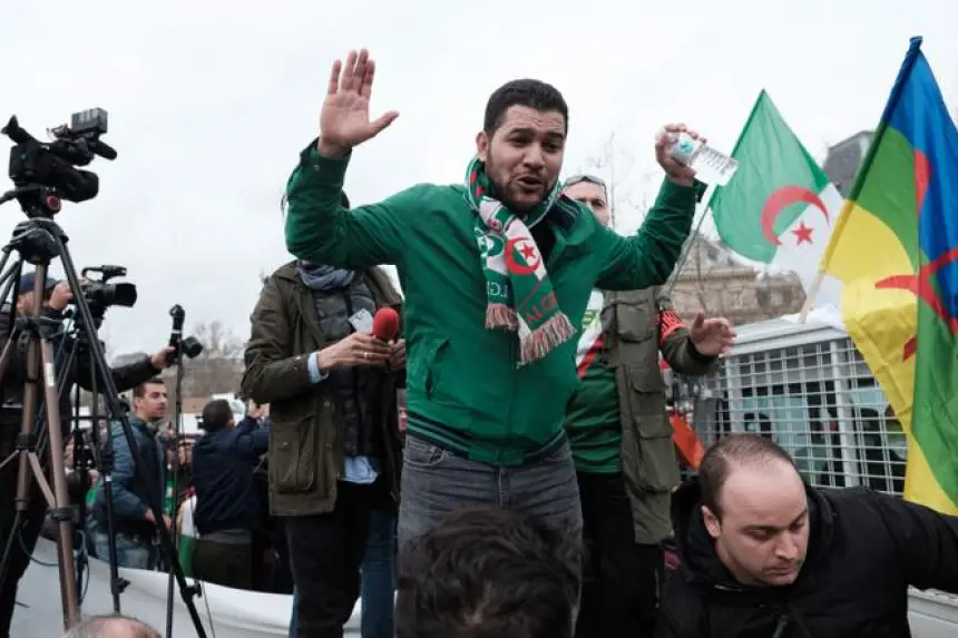 تطورات جديدة تزيد من تورط النظام الجزائري في فضيحة اختطاف المعارض أمير ديزاد بباريس