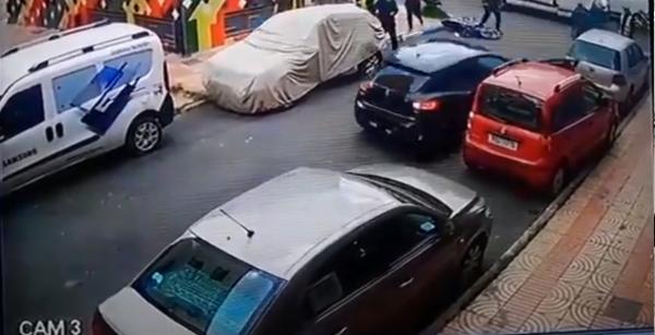 فيديو خطير: سيارة تصدم "مقدم" بالدار البيضاء وتهرب
