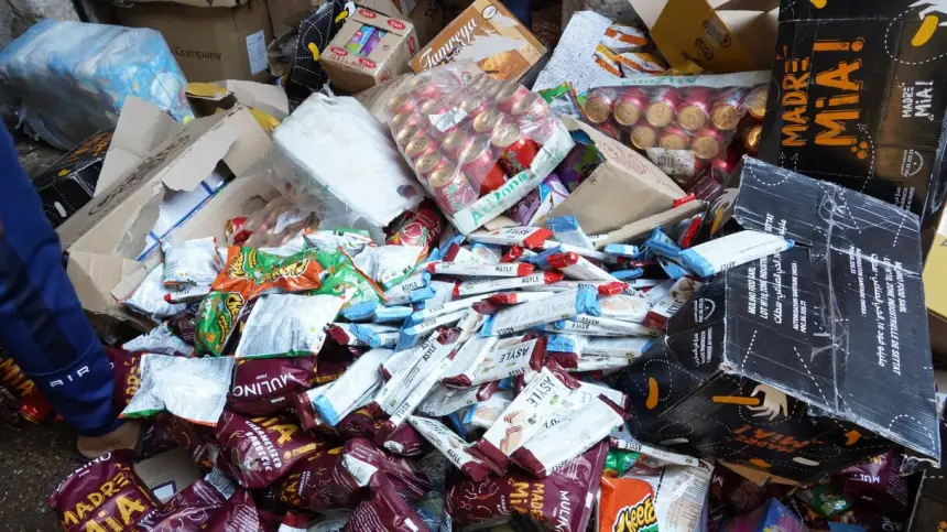 خطير.. مستودعات سرية بـ"الصخيرات" تعيد الحياة لمواد استهلاكية منتهية الصلاحية