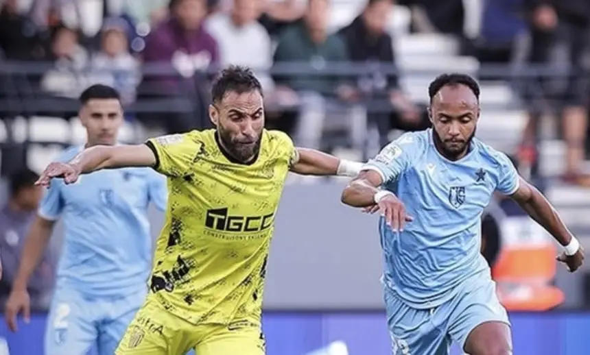 المغرب الفاسي يطيح باتحاد تواركة ويعزز صدارته للبطولة الاحترافية