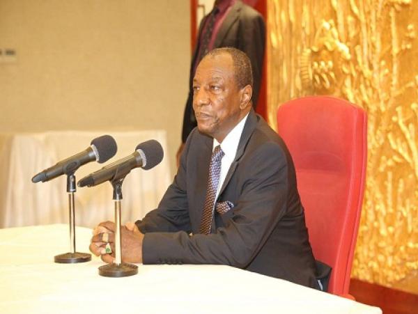 أمم إفريقيا 2015 : الرئيس الغيني يعبر عن "تضامنه " مع المغرب