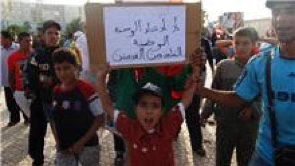 مسيرتان بانزكان أيت ملول لقول \"نعم \" للدستور وبطعم التهجم على جماعة العدل والاحسان وحركة 20 فبراير