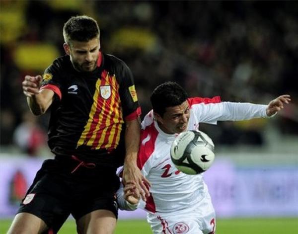 تونس تفرض التعادل على نجوم كتالونيا في وجود فابريجاس وتشافي وبوسكيتس