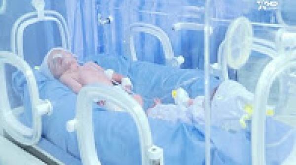 سيدة تضع توائمها الأربعة في عملية قيصرية بمستشفى سانية الرمل بتطوان