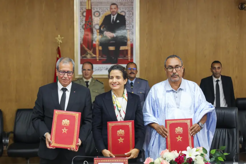 الوزيرة بنعلي تشرف على توقيع اتفاقيات شراكة استراتيجية بالداخلة لدعم الانتقال الطاقي والرقمنة