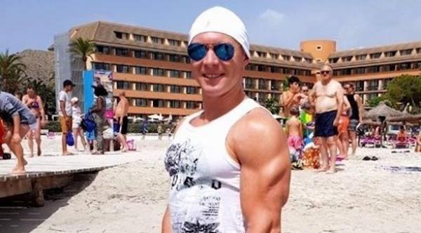 يُحظر من دخول مطعم بسبب شراهته المفرطة