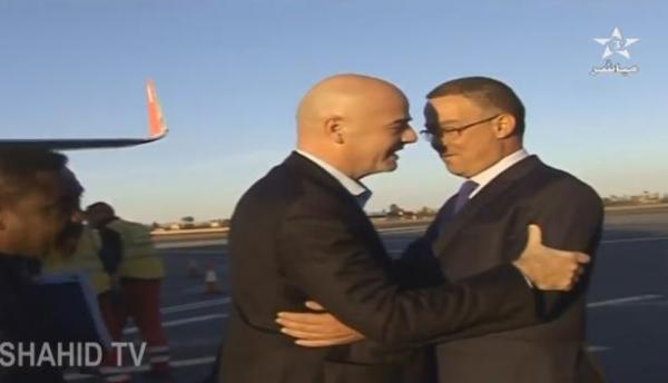 لحظة وصول رئيس الفيفا لمراكش لحضور لقاء المنتخب الوطني و نظيره الايفواري